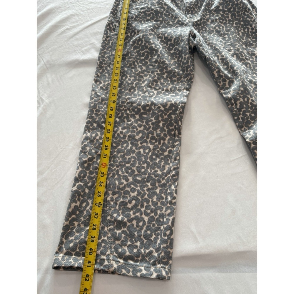 wild fable Gray and Cream Leopard Print Wide Leg Jeans - Picture 7 of 8
